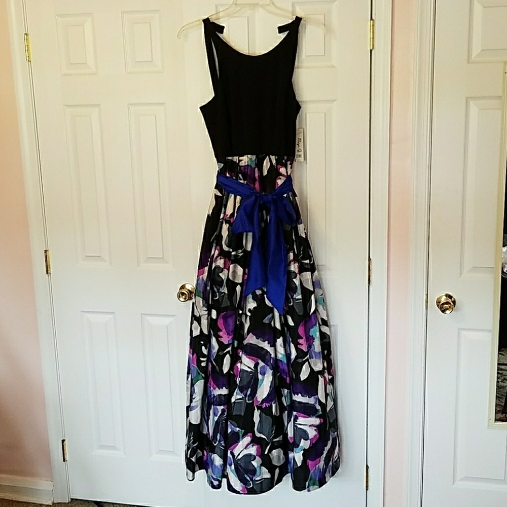 Evening Dress/Gown